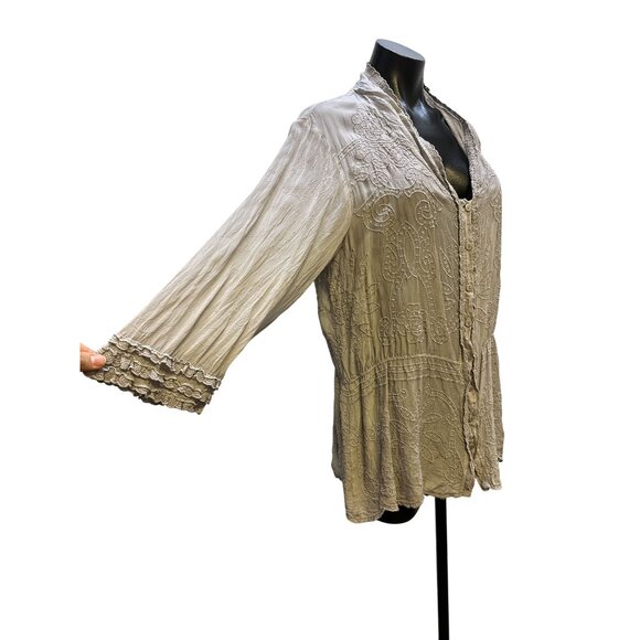 Johnny Was Gray Button-Down Tunic Blouse w/Ruffled Cuffs & Textured Detail - Picture 5 of 9